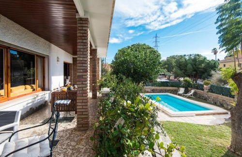 Queen Fabiola Villa, spacius home with private Pool in east Malaga - Photo 66