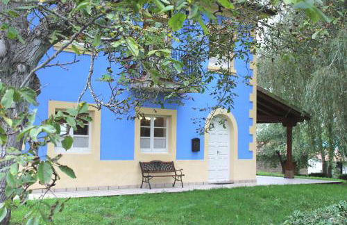 Casa de Aldea en el concejo de Nava, en el centro de Asturias - Foto 1