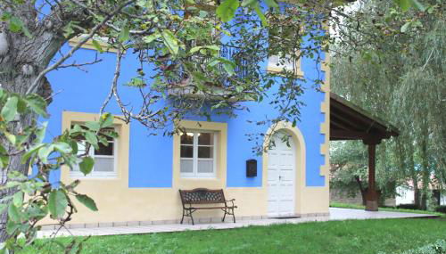 Casa de Aldea en el concejo de Nava, en el centro de Asturias - Foto 1