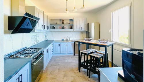 Gorgeous Home In Ussel With Wifi - Foto 5