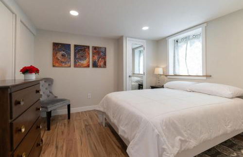 Charming Historic 4 bed -Nearby Eats, Brewery, Shops, Park - Foto 35