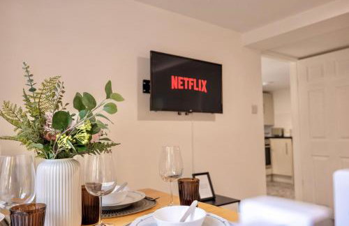 Large One Bedroom Apartments Southsea Sleeps 3 - Free Parking - Foto 12