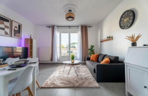 L'Excellent - Grand Cinema - Grand Marché - Netflix - Foto 1