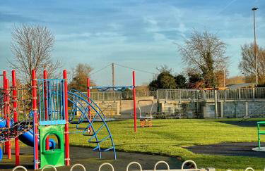 Stylish cottage in vibrant riverside village - Foto 14