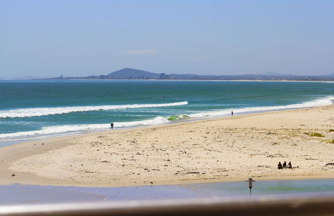 Lagoon Beach 302A by HostAgents - Photo 2