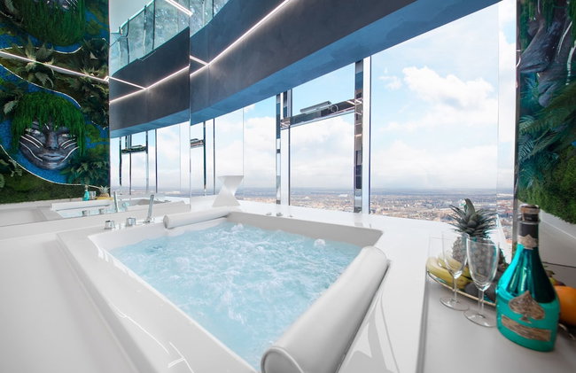 Apartments in Sky Tower with Bathtub near the window - Photo 130