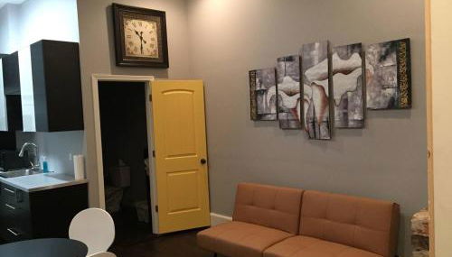 Modern Condo 2 Blocks From Quarters - Foto 4