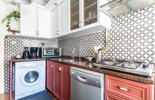 Unique Flat w Balcony 5 min to Istiklal Street - Foto 18