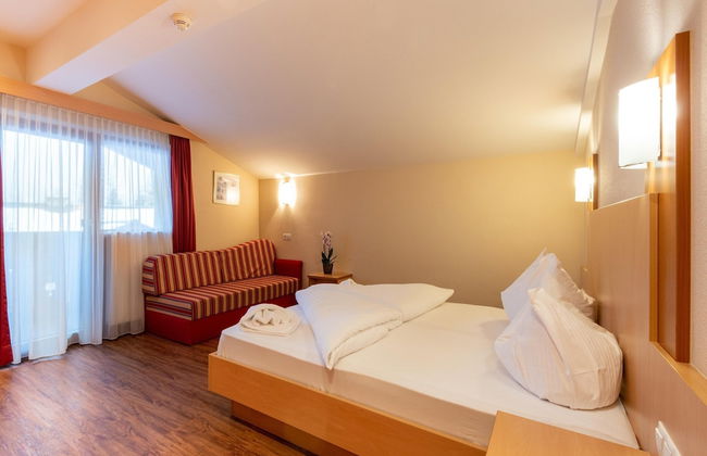 Apartment in Langenfeld With Recreation Room - Photo 5