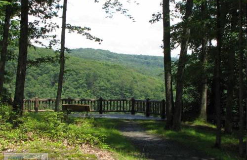 Pop up Camper Site Water & Electric Up to 32FT Site ONLY - Foto 6