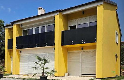 3 Bedroom Nice Apartment In Marinici - Foto 1