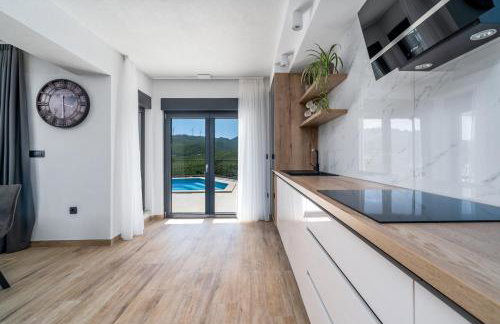 Villa Neda Heated Pool, Hot-tub, Sauna, 3 bedrooms - Photo 16