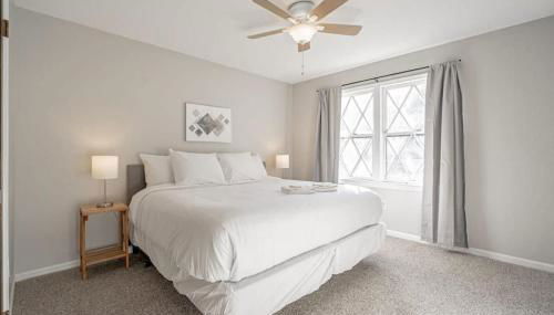 Serene on Sonning- Close to I-26- 20 Mins to Midtown - Foto 2