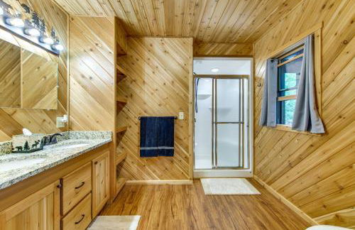 Hike, Ski and Swim Luxury Cabin on Silver Lake! - Foto 17
