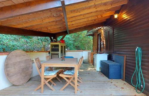 Chalet au milieu de la forêt avec lac à proximité - Foto 8