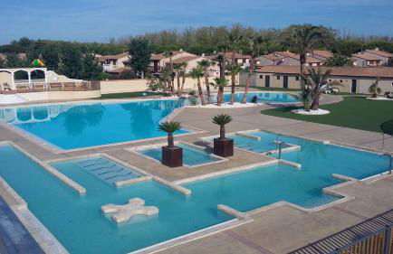 Belle villa de vacances climatisee, tout confort, residence TAMARIS, accès payant aux piscines animation, wifi, 2 chambres, 5 couchages PORTIRAGNES PLAGE LRTAMB19 - Foto 12