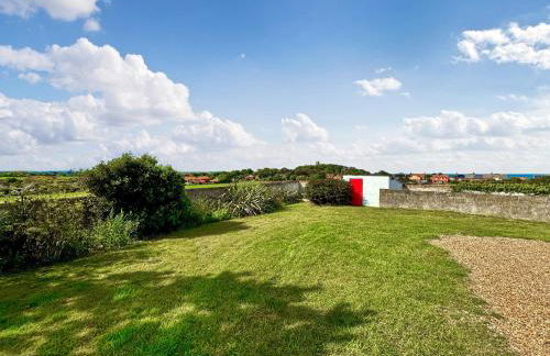 Lighthouse Cottage - Photo 12