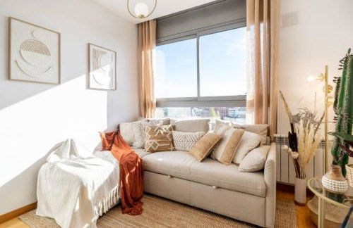 Penthouse with Private Terrace & Pool Access - Foto 12