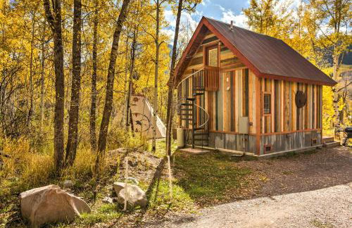 Colorful Cabin w/ Teepee, Fire Pits & Mtn Views! - Foto 19