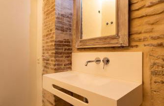 Design house with swimming pool near the sea - Photo 39