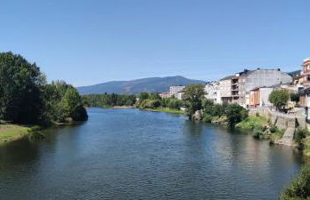 A CASONA DO BARCO Casa grande con jardín y garaje privado - Foto 6