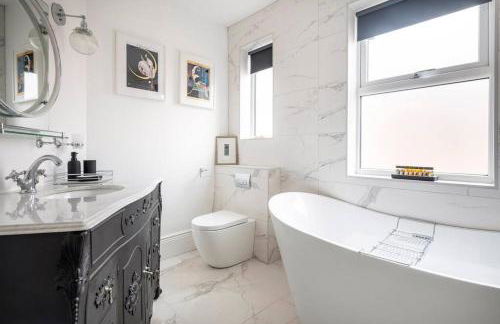 Beautiful Spacious Beach Home Newly Renovated - Foto 6