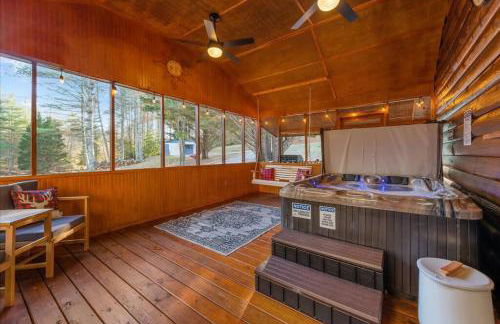 TNT II - Creek Front, Hot Tub, Fire Pit - Foto 29