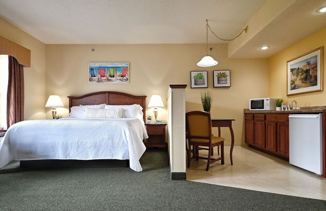 Four Seasons Island Resort - Photo 7