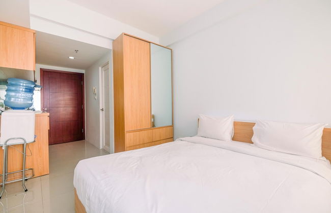 Modern Style Studio Tamansari Mahogany Apartment with City View - Foto 3