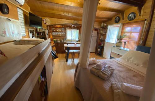 A wooden house in Kardamyla - Foto 51