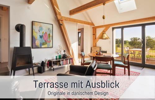 Landloft Linum - Ausgebaute Scheune mit Aussicht, Naturpool, Kamin, Sauna, Luxusausbau, handverlesene MidCentury Möbel & Kunst - Photo 11