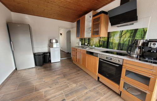 Berghof Wörner 2 Wohnungen für bis zu 20 Personen mit Balkon I Terrasse I 4 Bäder I NETFLIX I Ruhig und gemütlich wohnen - Foto 26