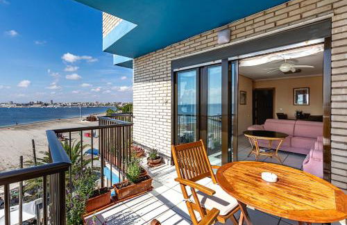 Encantador apartamento con vistas al mar y AC - Foto 3