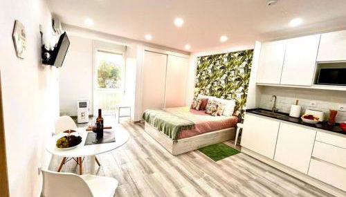 New-Romantic studio near the beach! - Foto 2