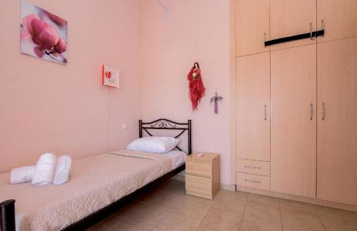 Thea Dikella - Foto 38