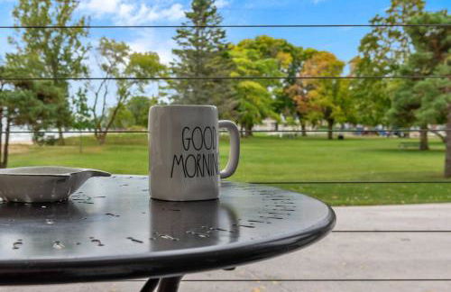 Beachside Condo Downtown with Lake Michigan Views - Foto 26