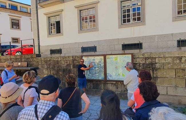 Guimarães & Braga Day Trip - Foto 2