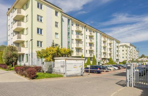 Apartament na Parterze z Parkingiem i Biurkiem do Pracy Zdalnej w Piasecznie by Noclegi Renters - Foto 7