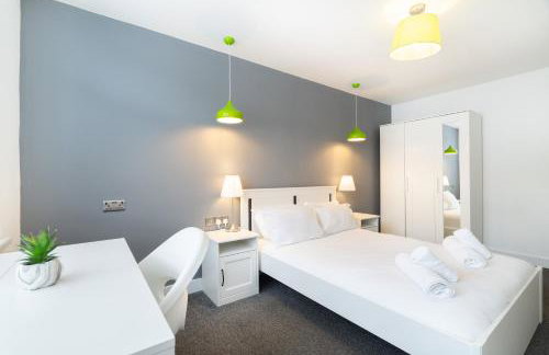 Spacious 5BR, Sleeps 10 Guests in City Centre - Foto 12