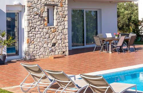 DIMITRA apartment with private pool and sea view -the ground floor of a two storey building - Foto 30