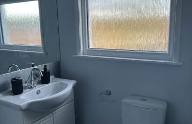 3 Bed House Close to Gatwick - Foto 8