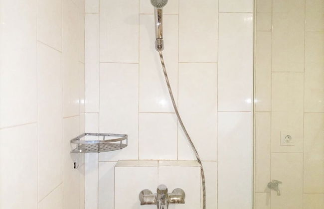 Luxurious Studio At Mataram City Apartment - Photo 13