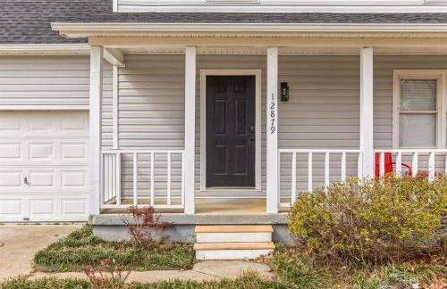 Charming Farmhouse Retreat in Madison AL - Photo 16