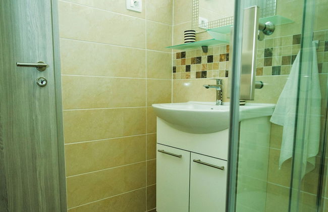 Mar - With View - Sa3-red - Foto 3