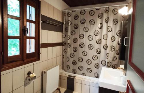 Vrionis House - Photo 36