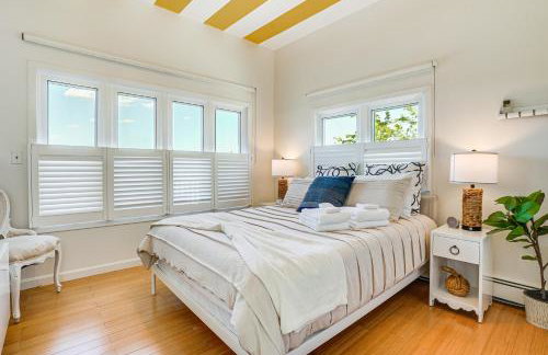 Elegant Gloucester Beach Getaway with Ocean Views! - Foto 20