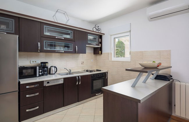 Sunshine Holiday Home - Foto 13