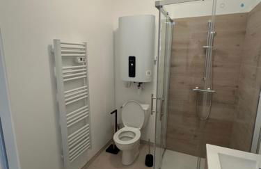 Studio Voyage - Proche centre ville - Foto 11