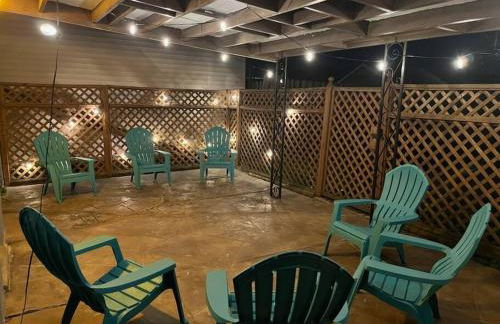 Cozy Family Cottage - Historic Top of The Hill - Foto 33