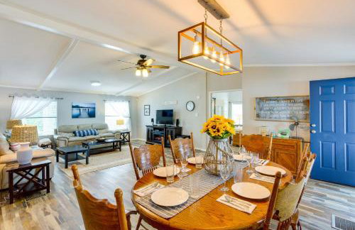 Hot Tub and Dock Lakefront Mabank Home - Foto 5